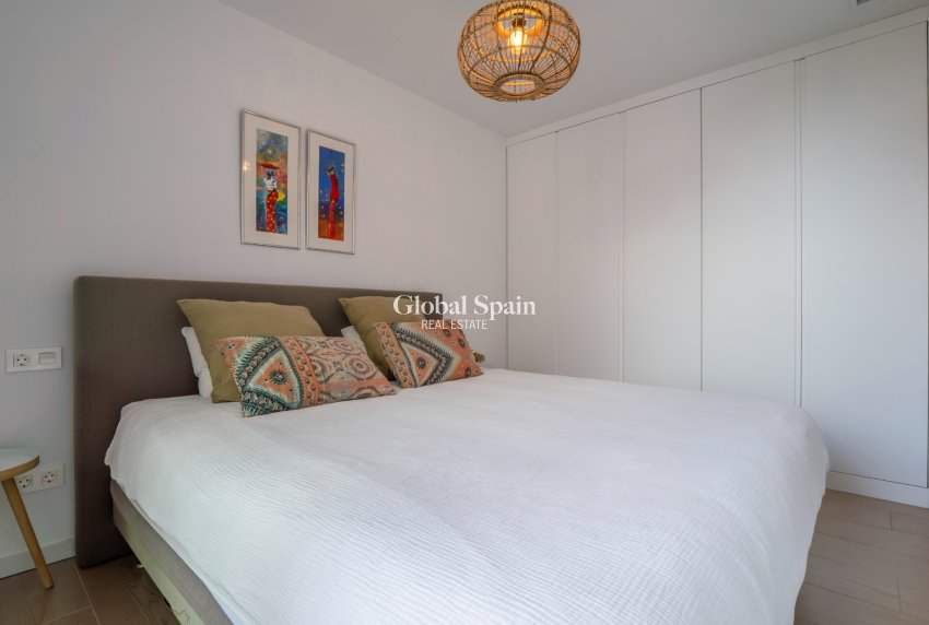Odsprzedaż - Apartament - Mieszkanie -
JÁVEA - El Arenal