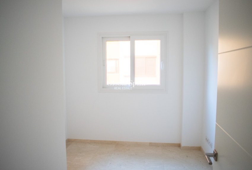 Odsprzedaż - Apartament - Mieszkanie -
ORIHUELA COSTA - Punta Prima