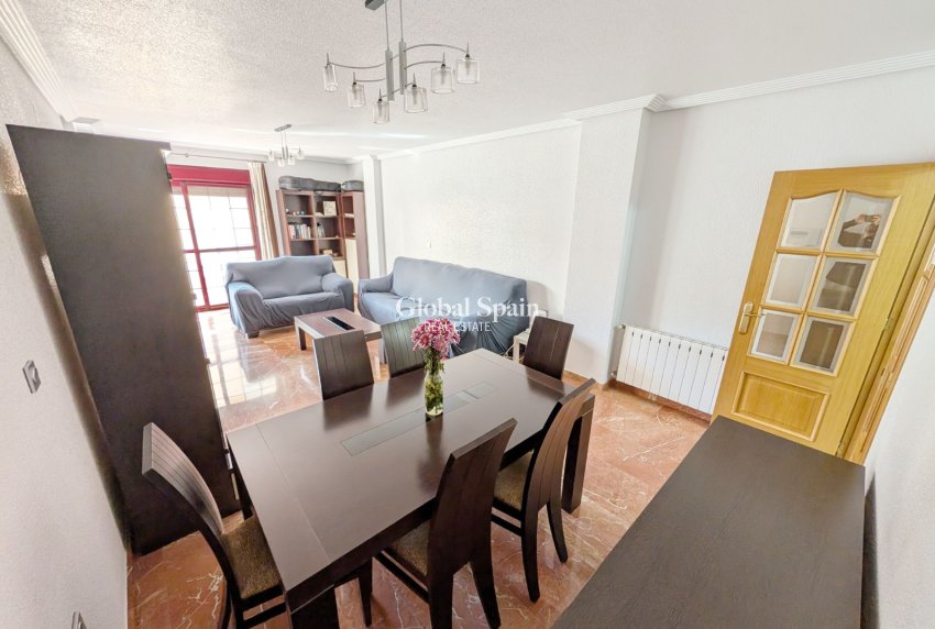 Odsprzedaż - Apartament - Mieszkanie -
ORIHUELA - Orihuela