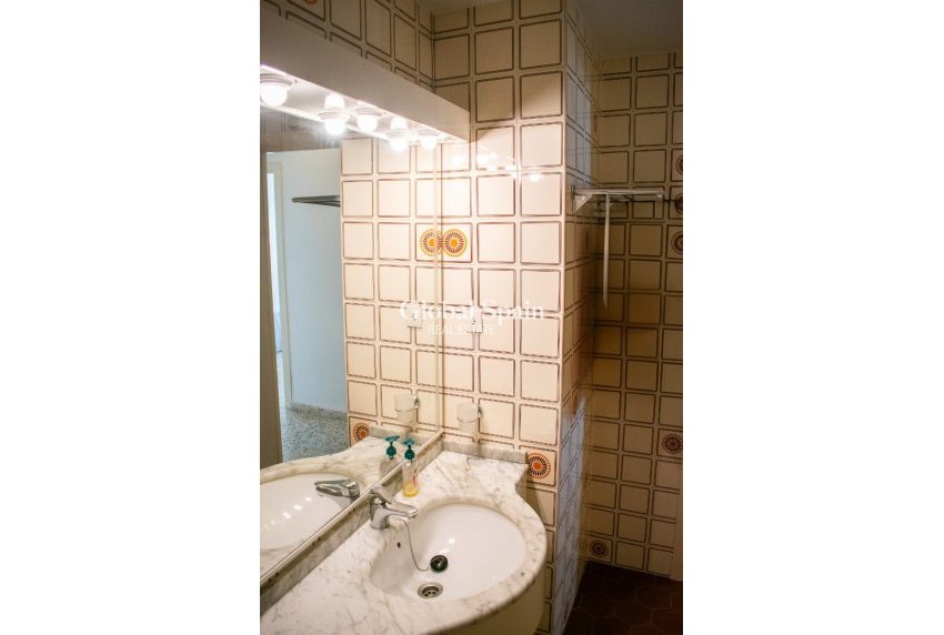 Odsprzedaż - Apartament - Mieszkanie -
TORREVIEJA - Playa del Cura