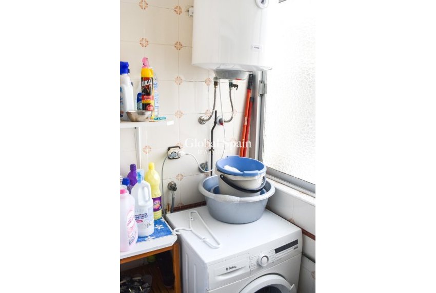 Odsprzedaż - Apartament - Mieszkanie -
TORREVIEJA - 