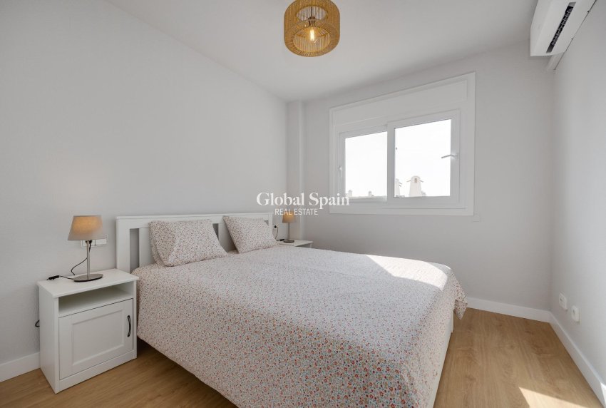 Odsprzedaż - Apartament -
ORIHUELA COSTA - CAMPOAMOR