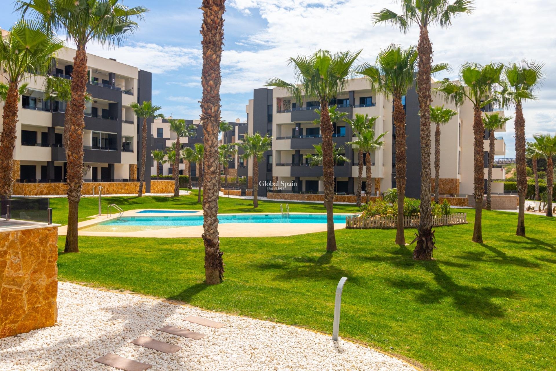 Odsprzedaż - Apartament -
ORIHUELA COSTA - La Florida