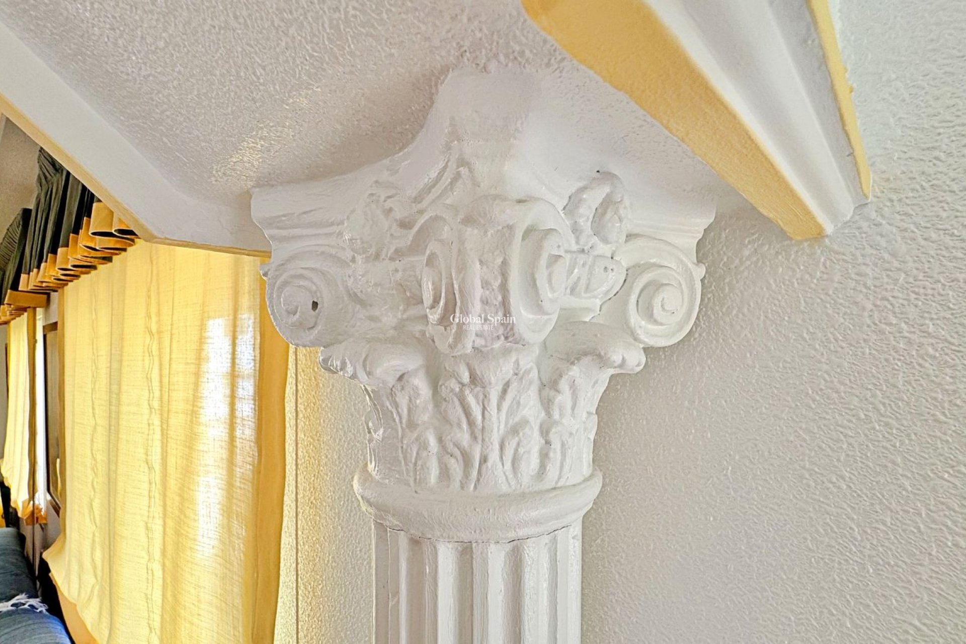 Odsprzedaż - Apartament -
ORIHUELA COSTA - La Zenia