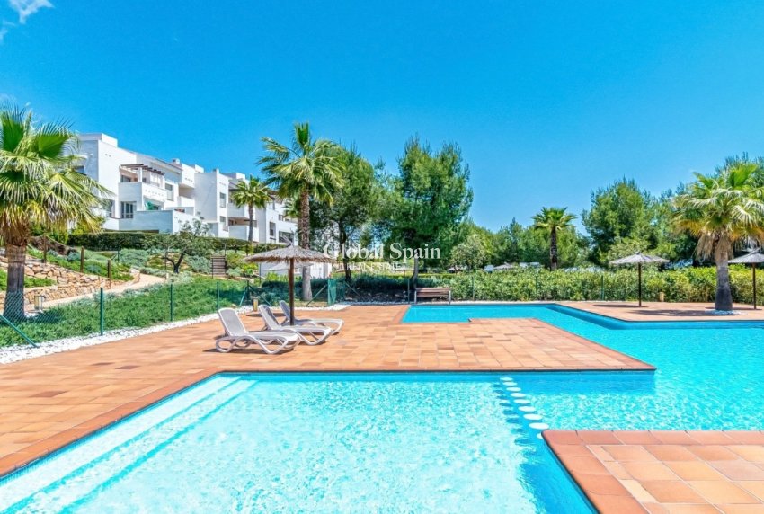 Odsprzedaż - Apartament -
ORIHUELA COSTA - LAS COLINAS GOLF RESORT