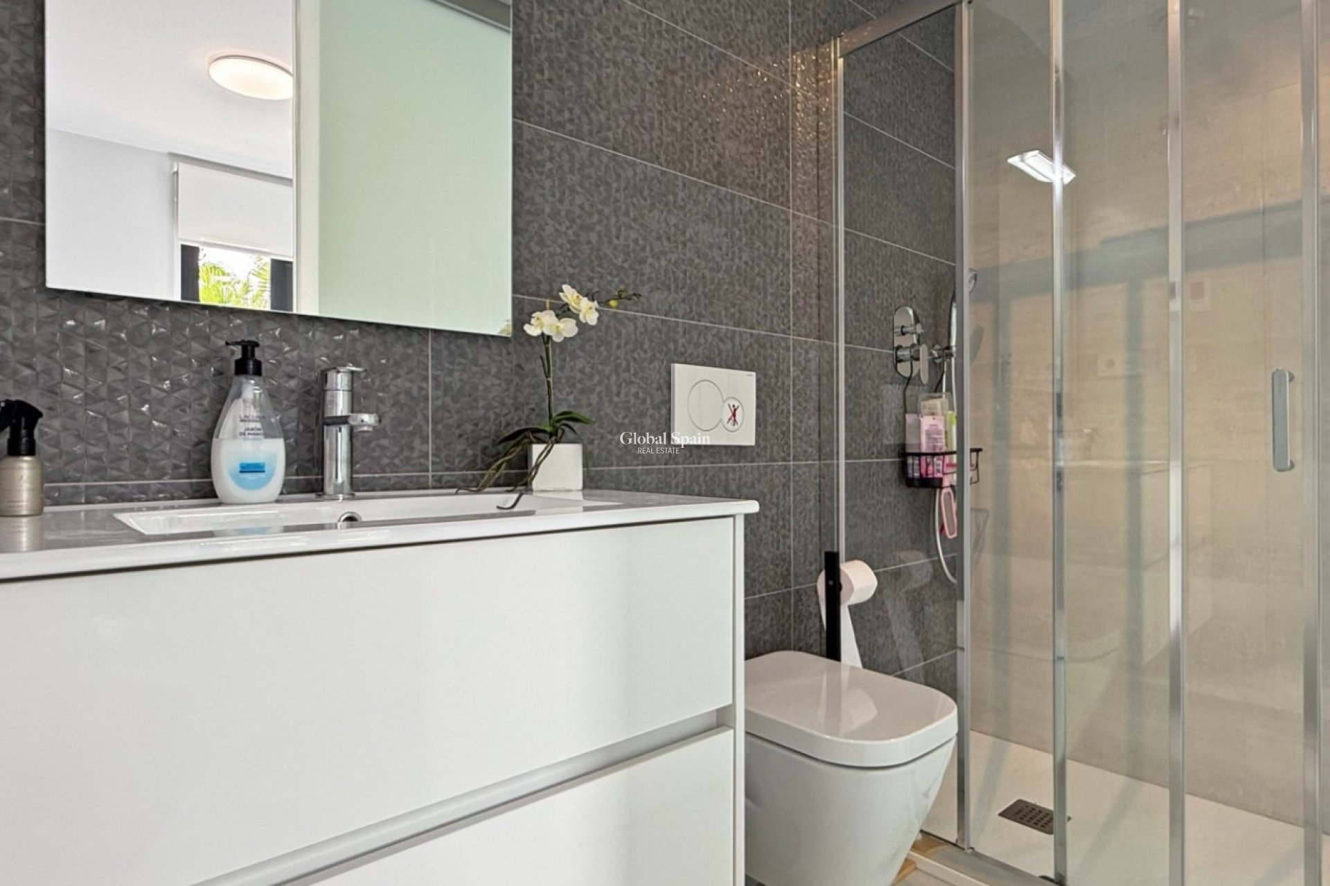 Odsprzedaż - Apartament -
ORIHUELA COSTA - LOS BALCONES - LOS ALTOS