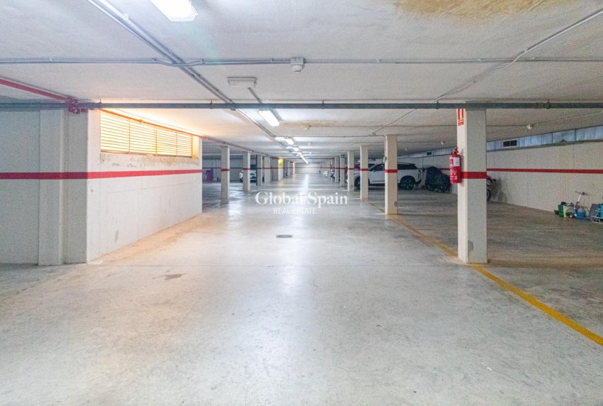 Odsprzedaż - Apartament -
ORIHUELA COSTA - Los Dolses