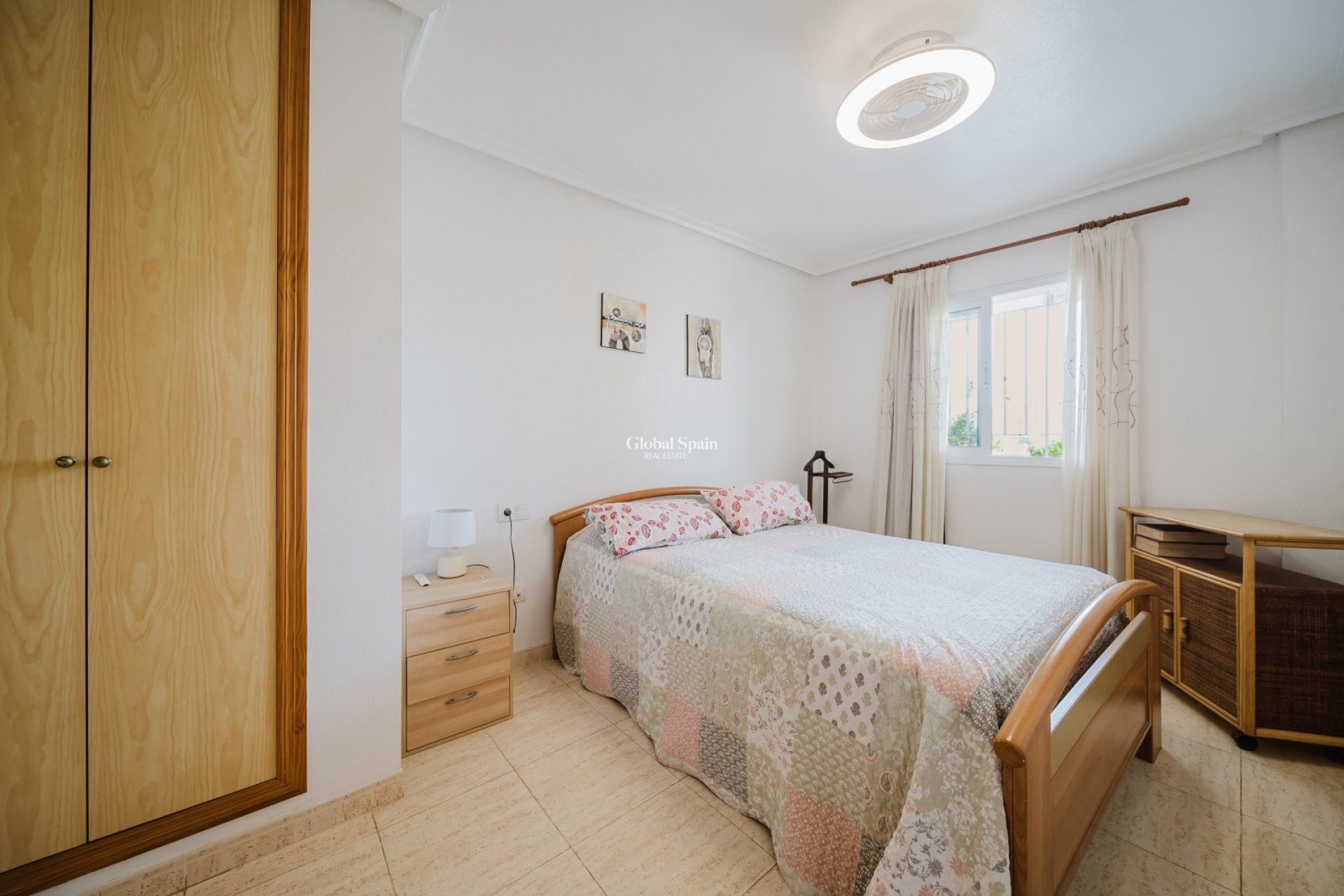 Odsprzedaż - Apartament -
ORIHUELA COSTA - Playa Flamenca