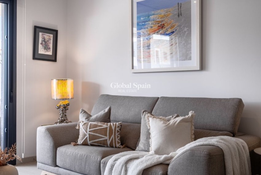 Odsprzedaż - Apartament -
ORIHUELA COSTA - Playa Flamenca