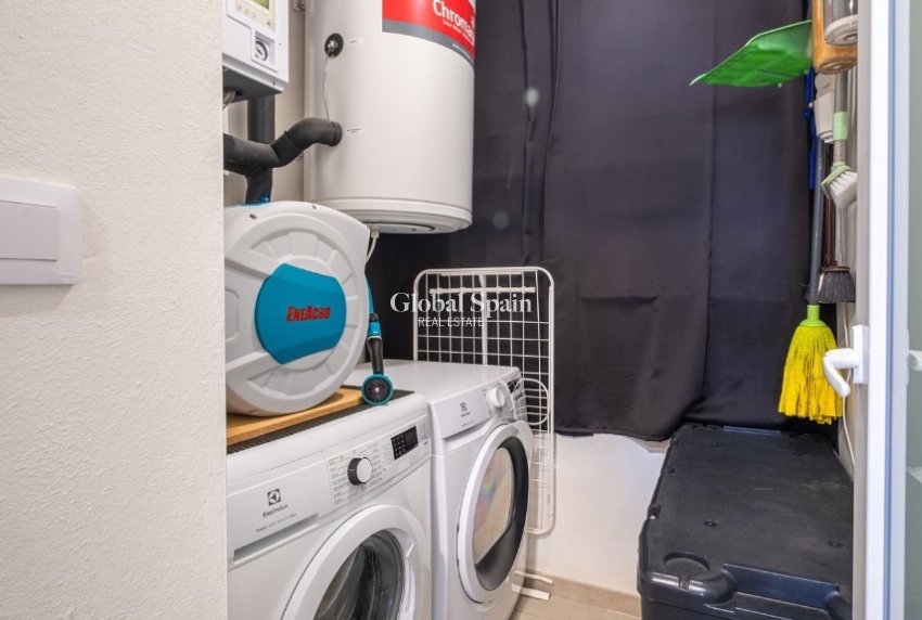 Odsprzedaż - Apartament -
ORIHUELA COSTA - Playa Flamenca