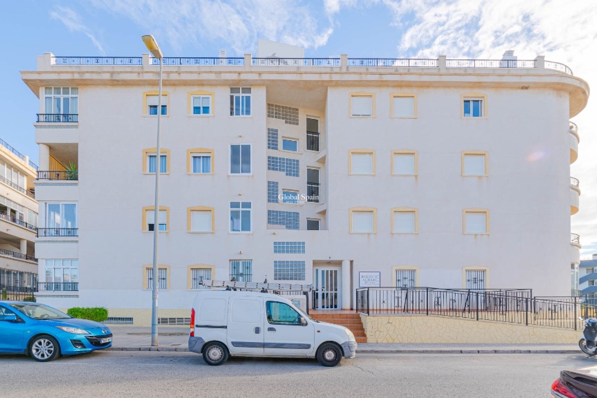 Odsprzedaż - Apartament -
ORIHUELA COSTA - Playa Flamenca