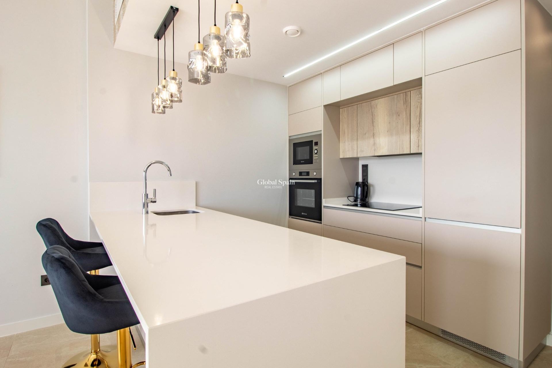 Odsprzedaż - Apartament -
ORIHUELA COSTA - Punta Prima