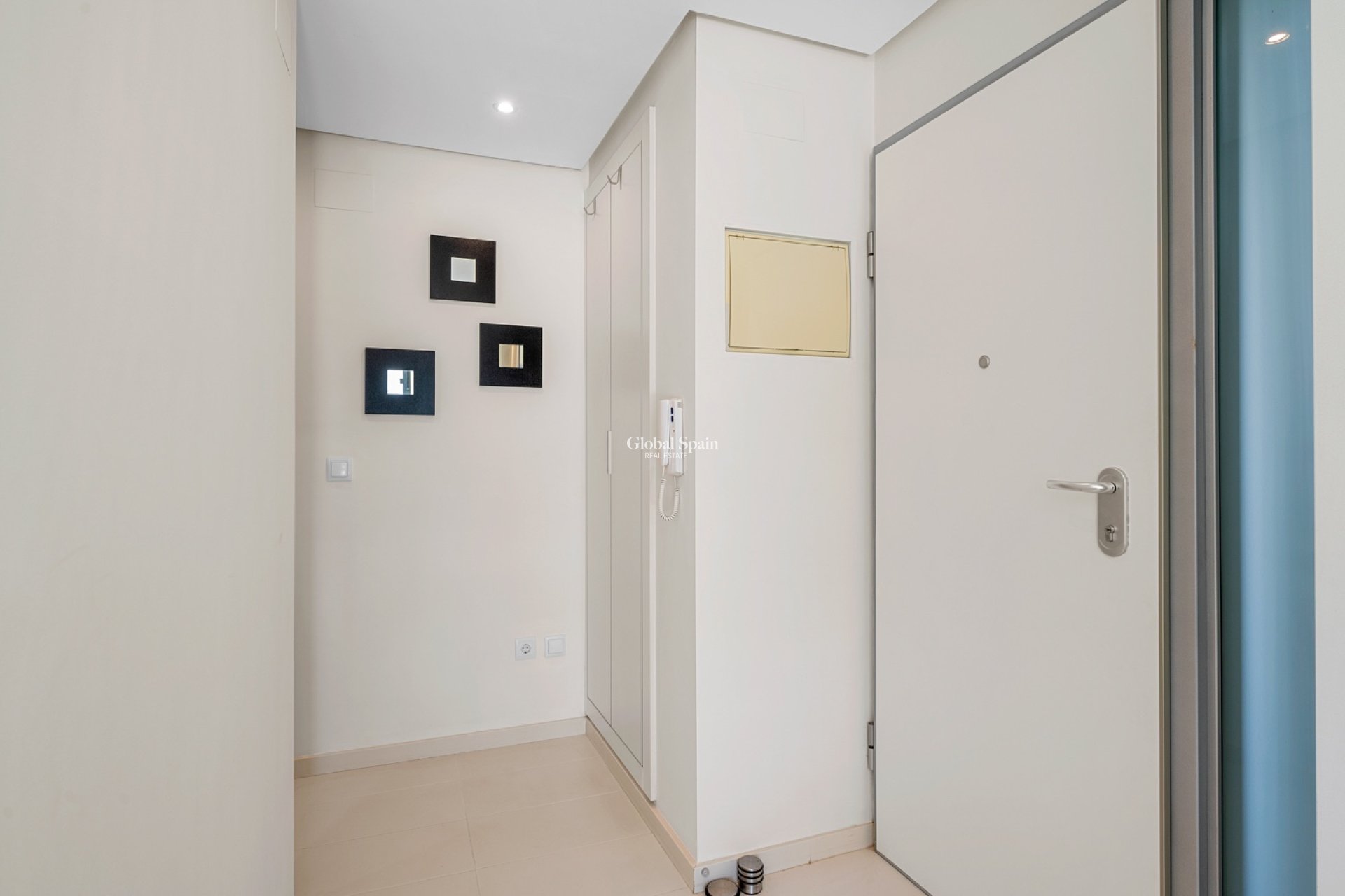 Odsprzedaż - Apartament -
ORIHUELA COSTA - Punta Prima