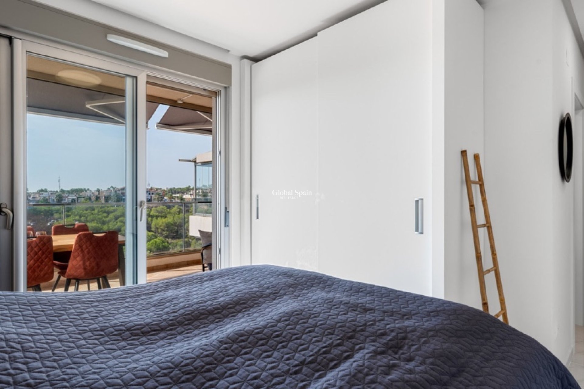 Odsprzedaż - Apartament -
ORIHUELA COSTA - VILLAMARTÍN