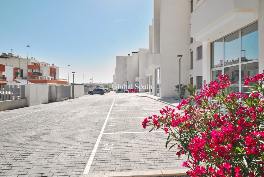 Odsprzedaż - Apartament -
ORIHUELA COSTA - VILLAMARTÍN