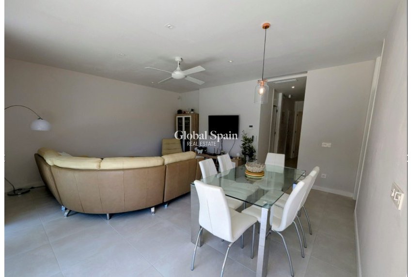 Odsprzedaż - Apartament -
ORIHUELA COSTA - VILLAMARTÍN