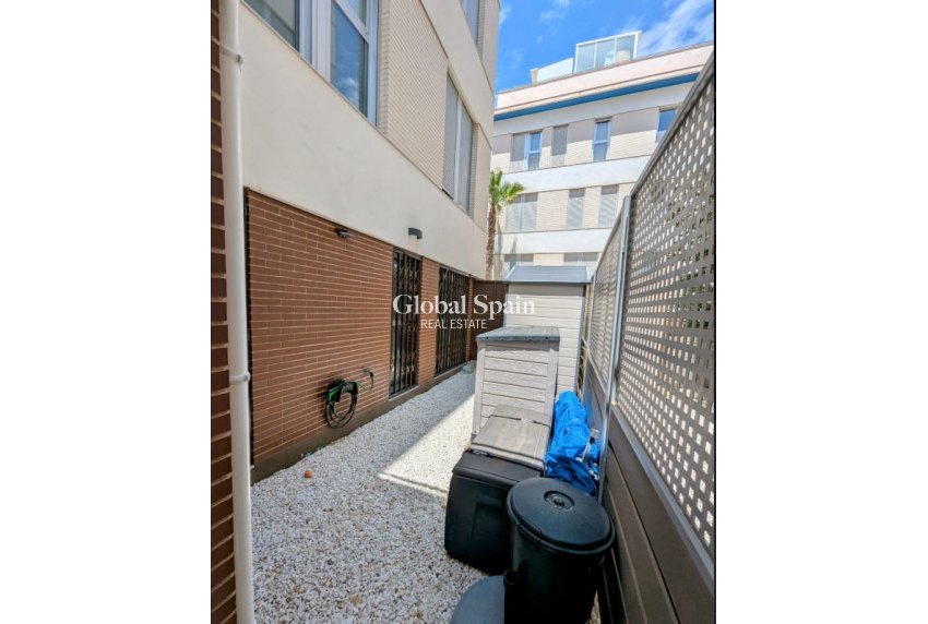 Odsprzedaż - Apartament -
ORIHUELA COSTA - VILLAMARTÍN
