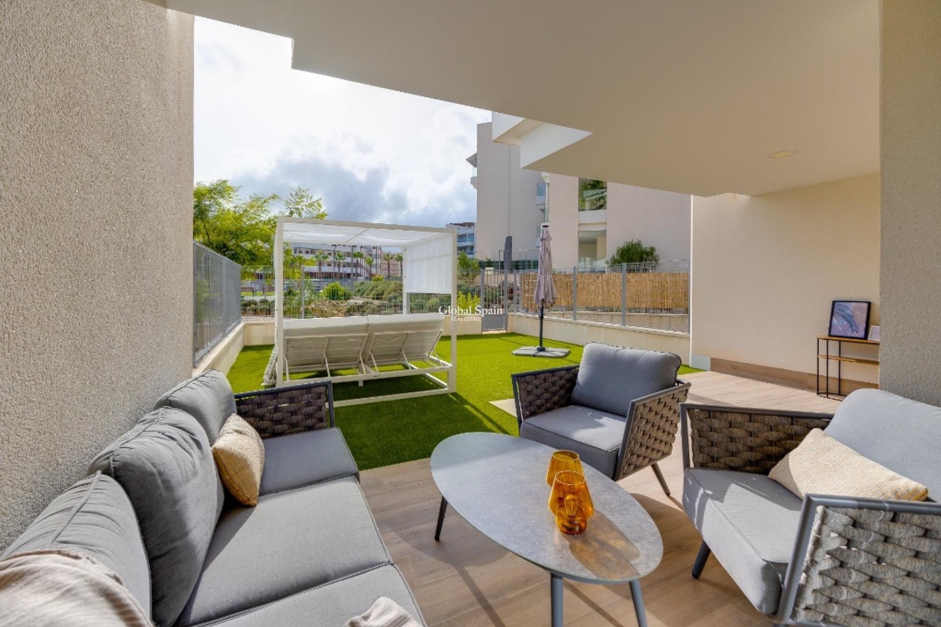 Odsprzedaż - Apartament -
ORIHUELA COSTA - VILLAMARTÍN