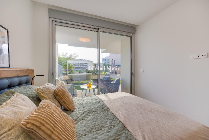 Odsprzedaż - Apartament -
ORIHUELA COSTA - VILLAMARTÍN