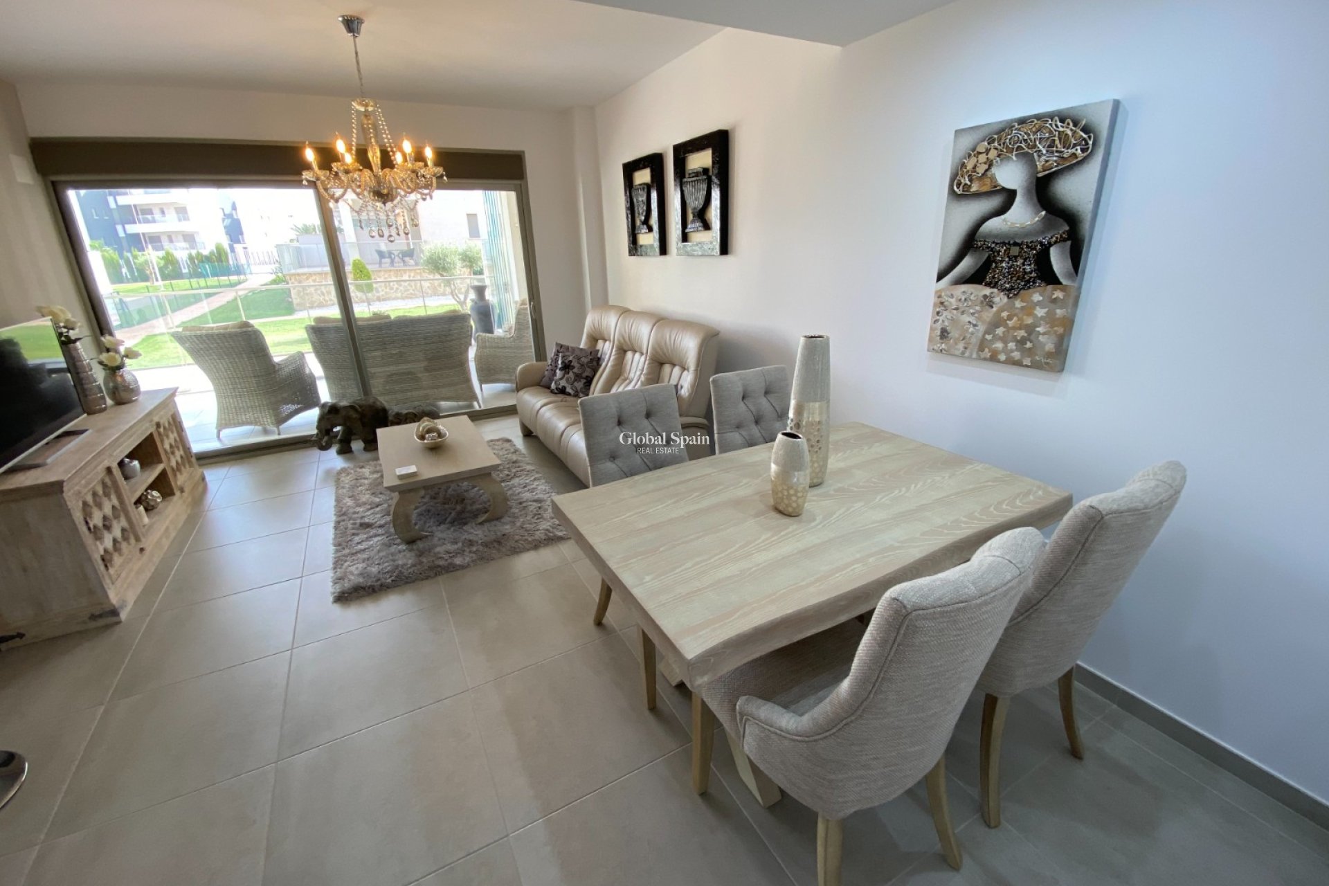 Odsprzedaż - Apartament -
ORIHUELA COSTA - VILLAMARTÍN