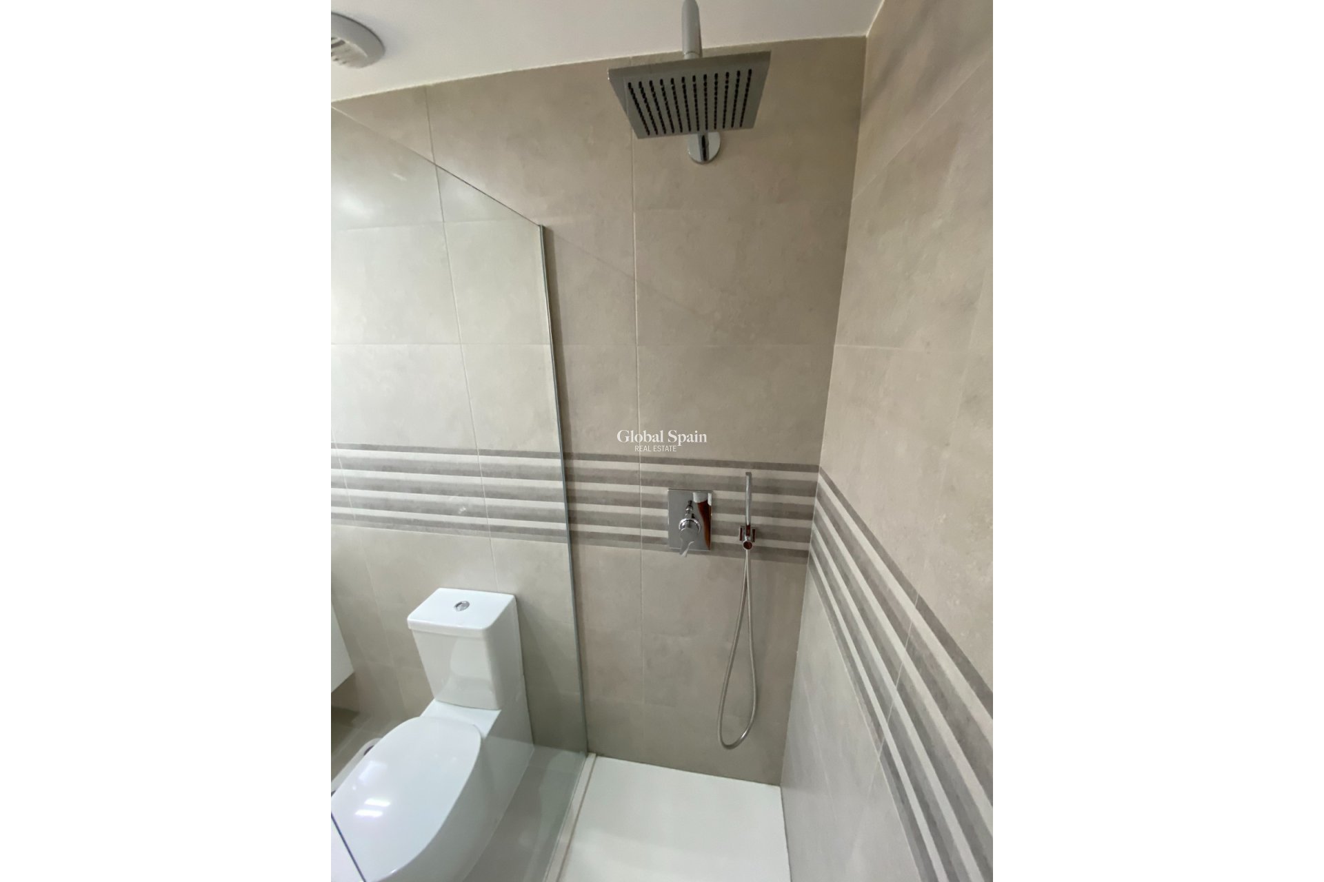 Odsprzedaż - Apartament -
ORIHUELA COSTA - VILLAMARTÍN