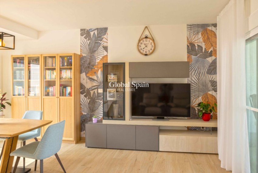 Odsprzedaż - Apartament -
ORIHUELA COSTA - VILLAMARTÍN