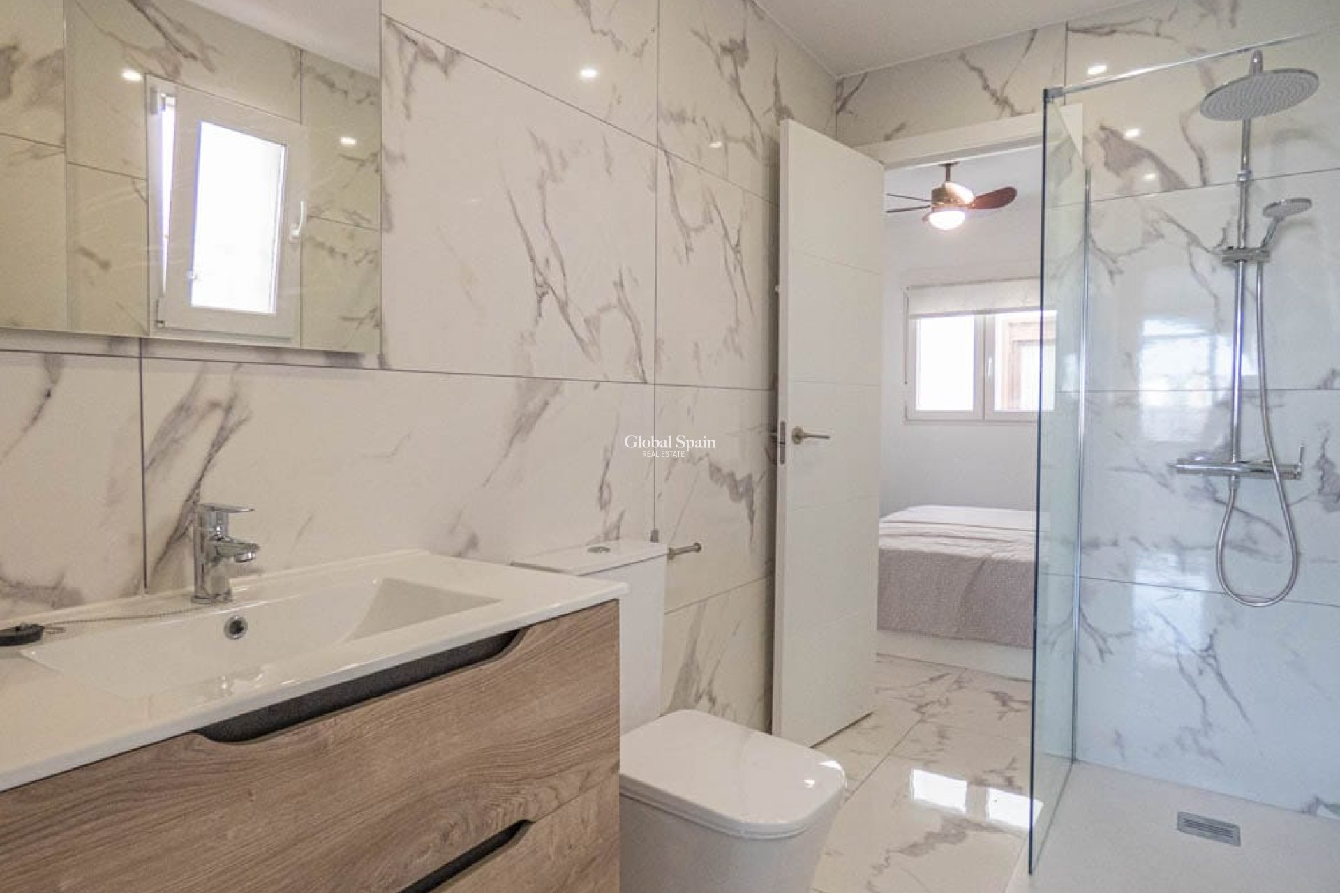 Odsprzedaż - Apartament -
ORIHUELA COSTA - VILLAMARTÍN