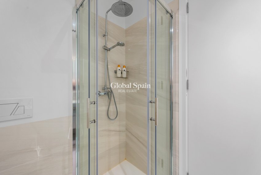 Odsprzedaż - Apartament -
ORIHUELA COSTA - VILLAMARTÍN