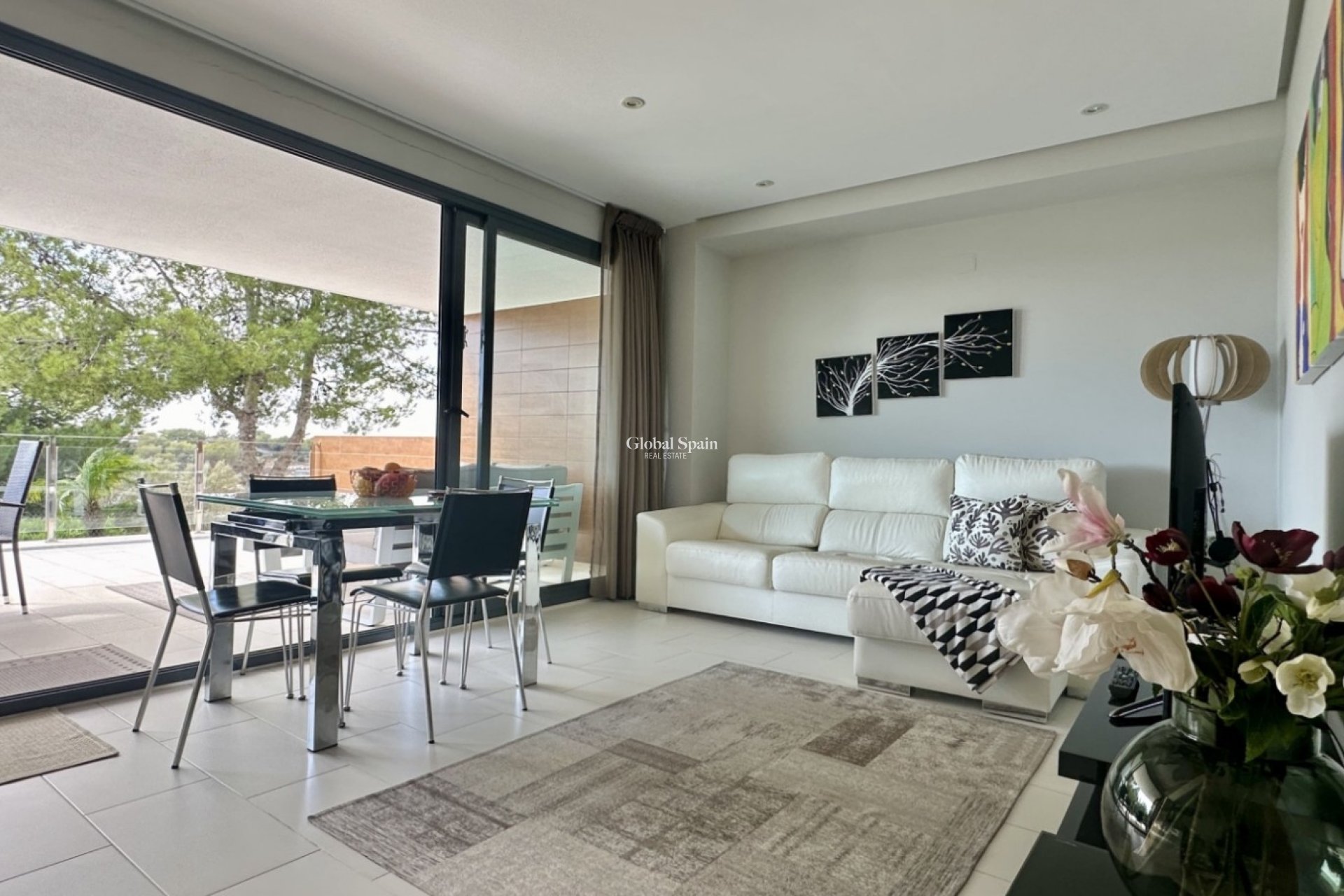 Odsprzedaż - Apartament -
ORIHUELA COSTA - VILLAMARTÍN