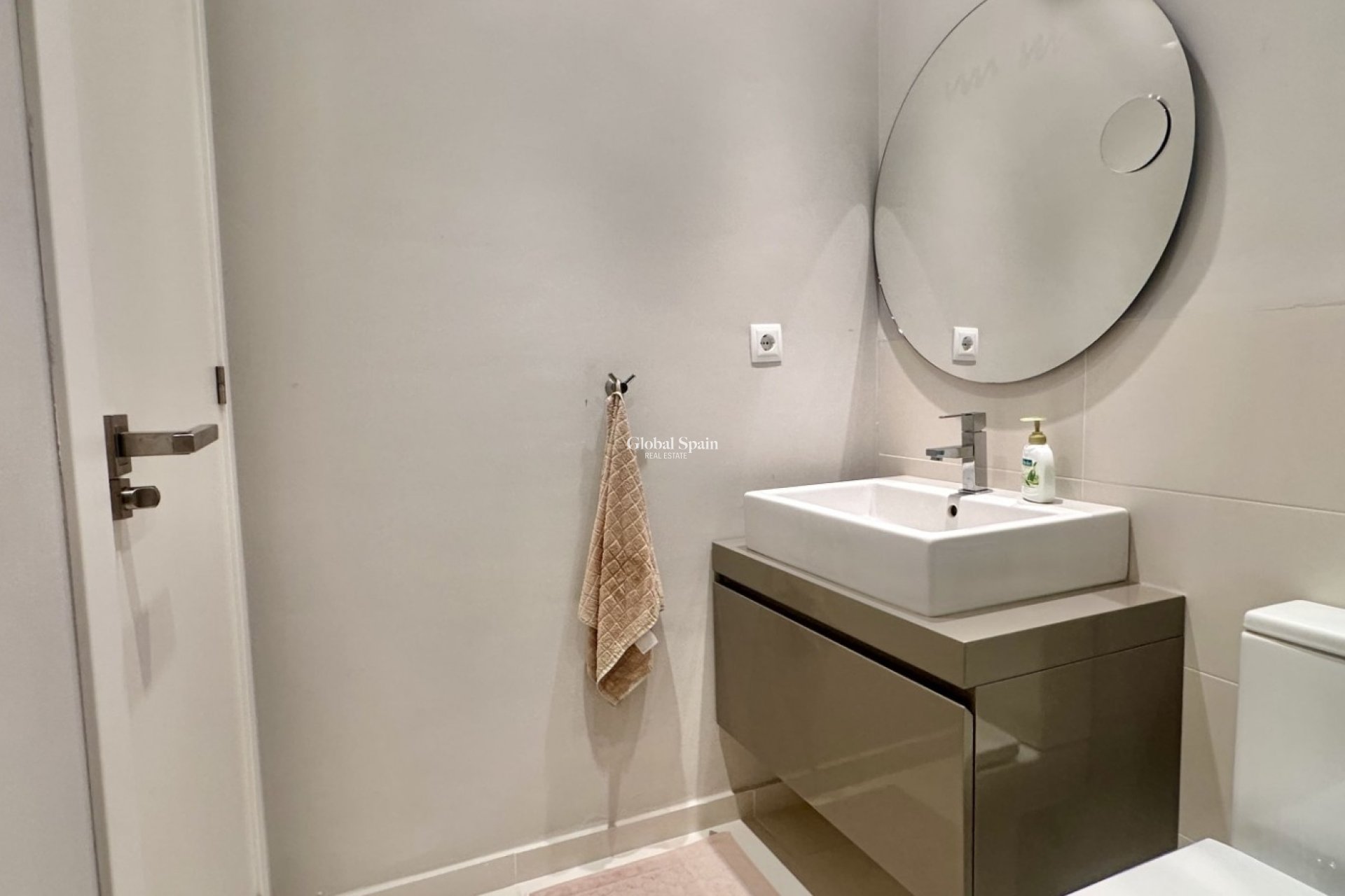 Odsprzedaż - Apartament -
ORIHUELA COSTA - VILLAMARTÍN