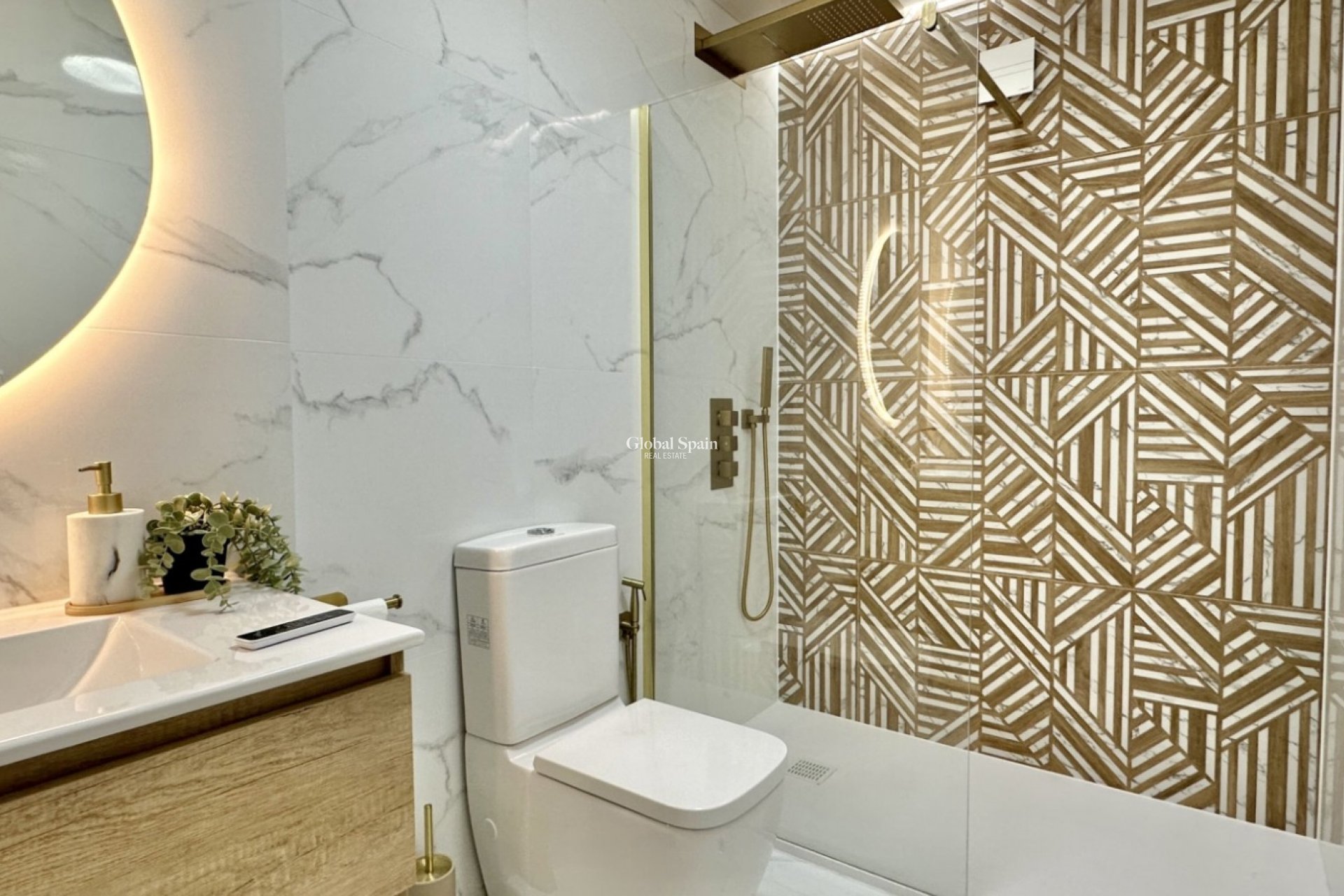 Odsprzedaż - Apartament -
ORIHUELA COSTA - 