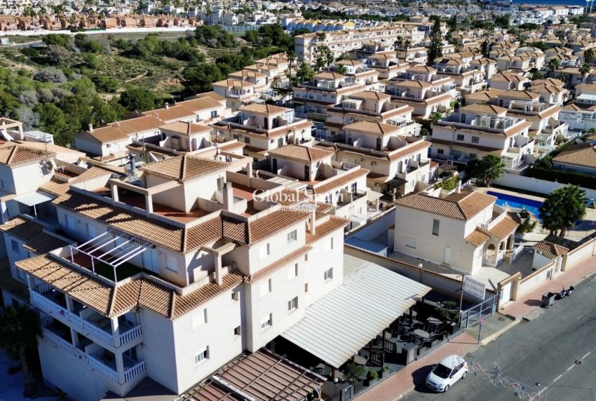 Odsprzedaż - Apartament -
ORIHUELA COSTA - 