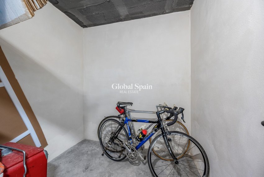 Odsprzedaż - Apartament -
ORIHUELA COSTA - 