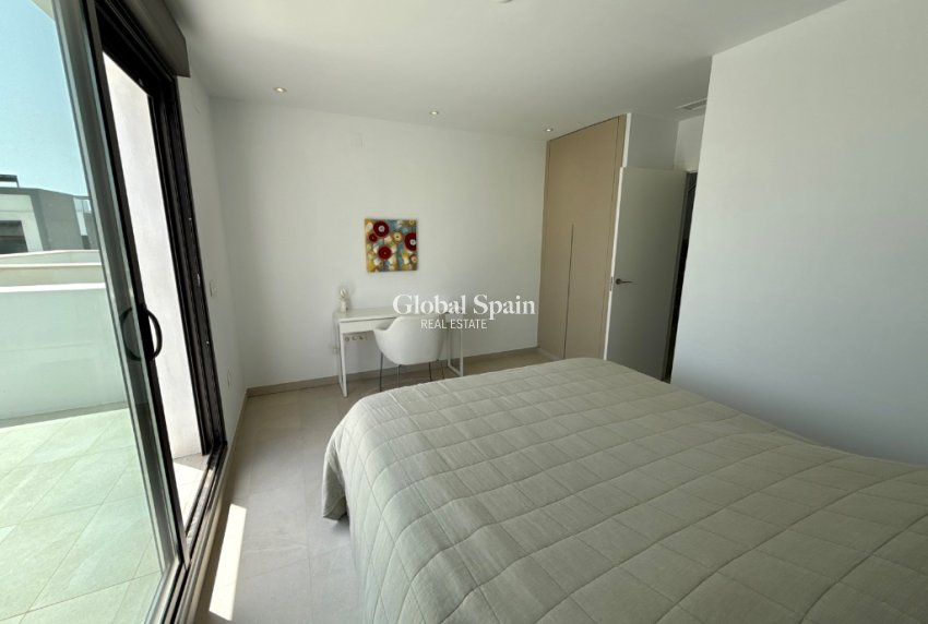 Odsprzedaż - Apartament -
PILAR DE LA HORADADA - MIL PALMERAS 