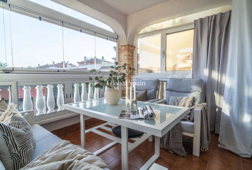 Odsprzedaż - Apartament -
PLAYA FLAMENCA - Zeniamar