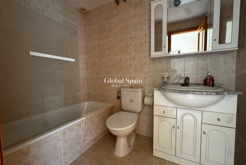 Odsprzedaż - Apartament -
SAN MIGUEL DE SALINAS - Blue Lagoon