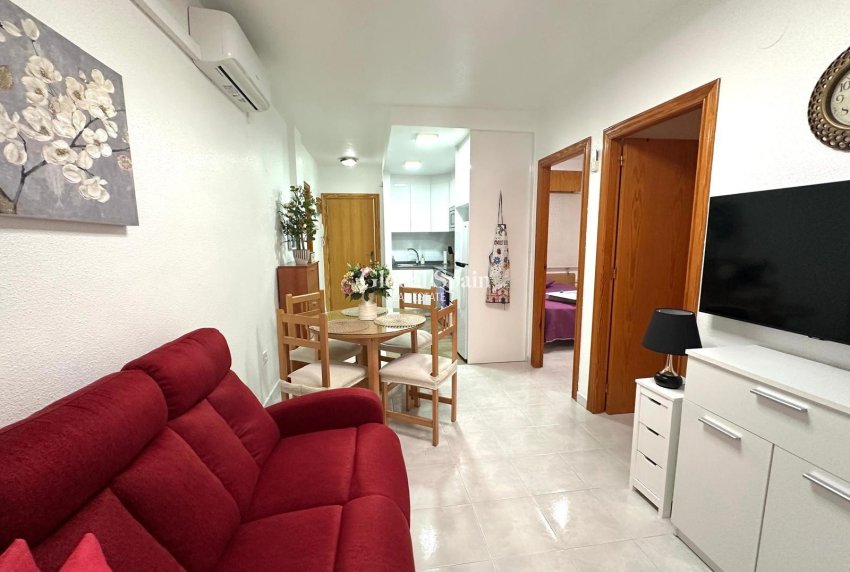 Odsprzedaż - Apartament -
TORREVIEJA - Acequion