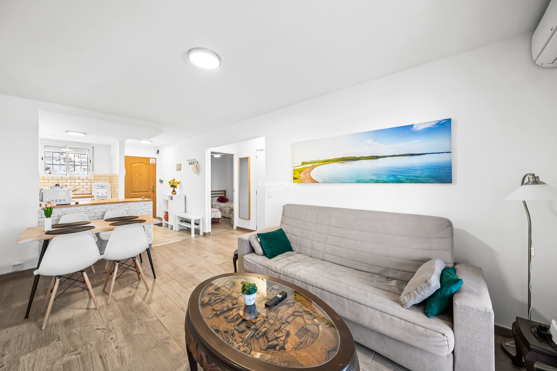 Odsprzedaż - Apartament -
TORREVIEJA - Cabo Cervera