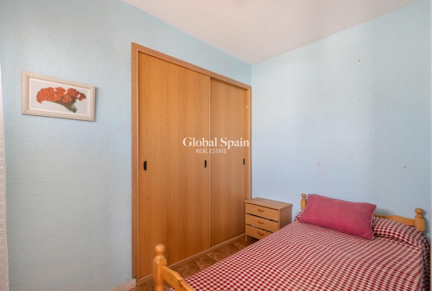 Odsprzedaż - Apartament -
TORREVIEJA - Cabo Cervera