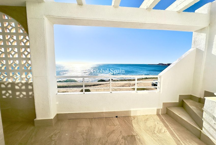 Odsprzedaż - Apartament -
TORREVIEJA - Cabo Cervera