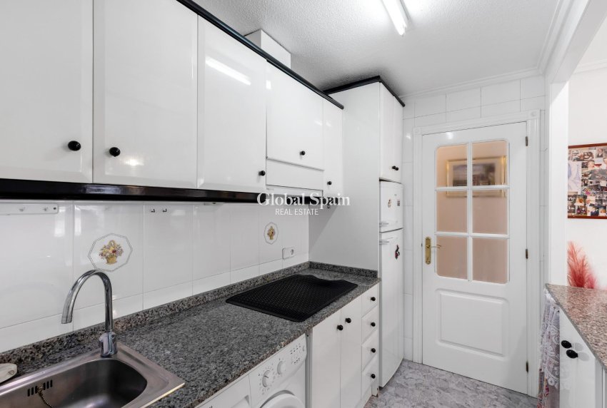 Odsprzedaż - Apartament -
TORREVIEJA - Centro - Muelle Pesquero