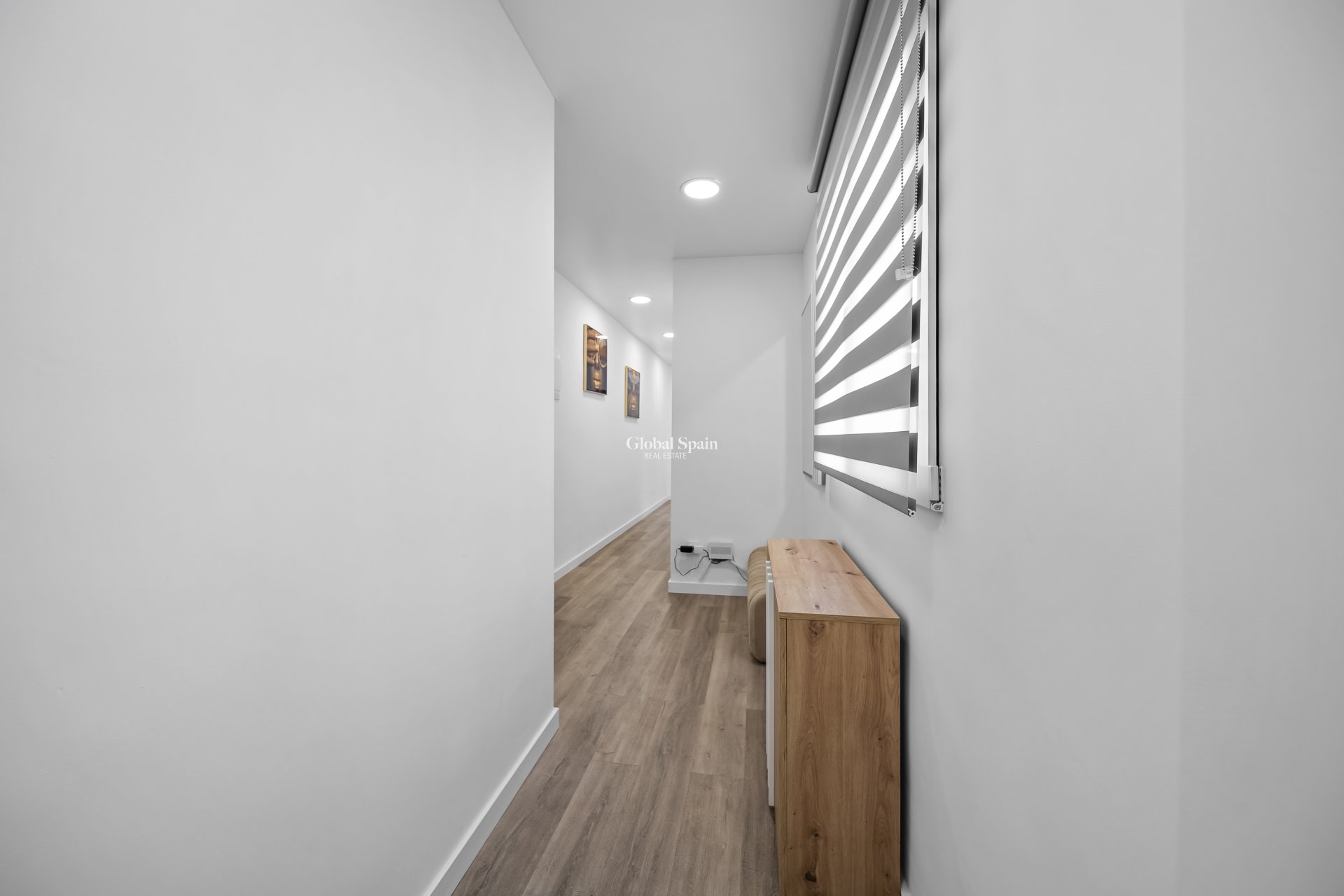 Odsprzedaż - Apartament -
TORREVIEJA - Centro