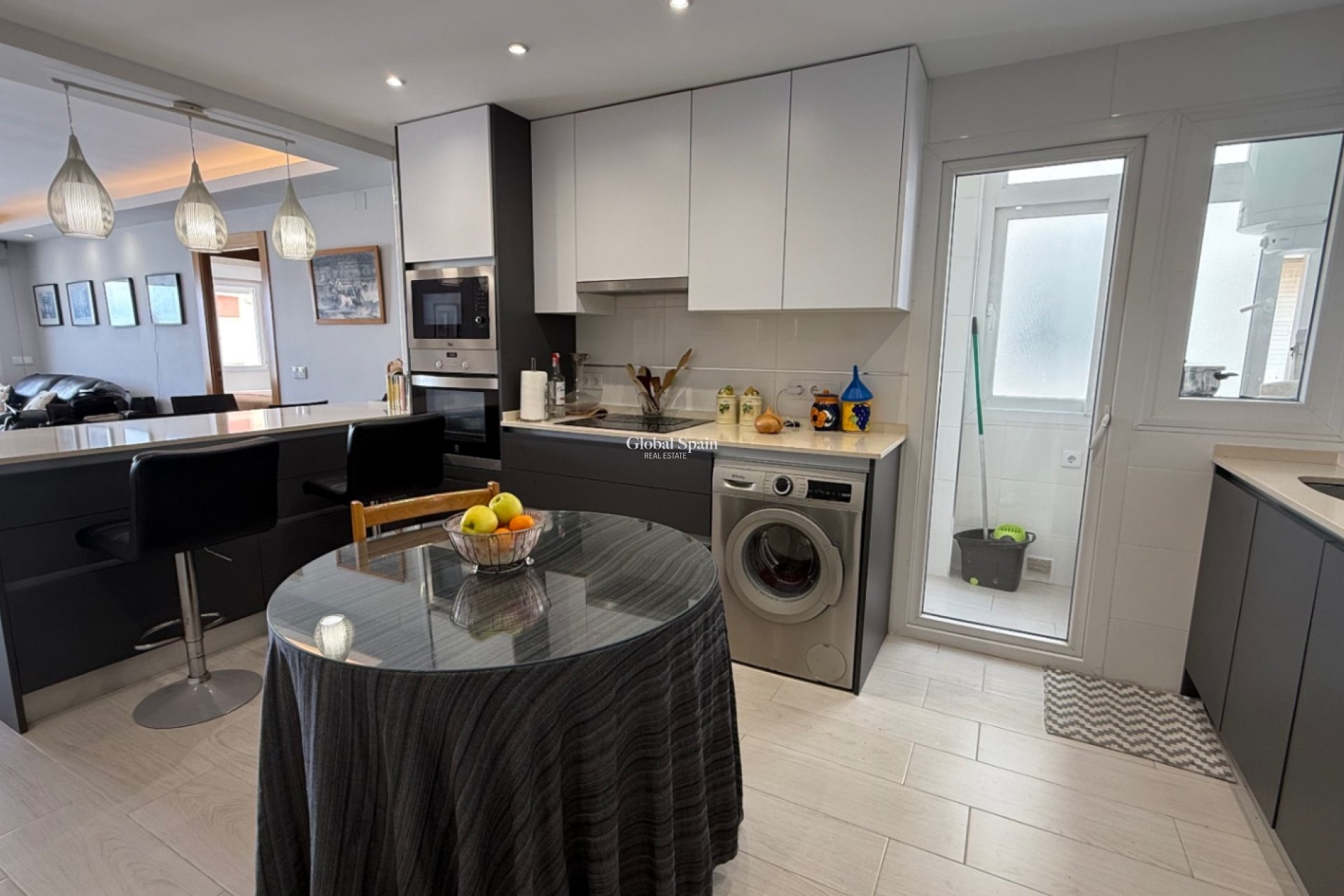 Odsprzedaż - Apartament -
TORREVIEJA - Costa Blanca Sur