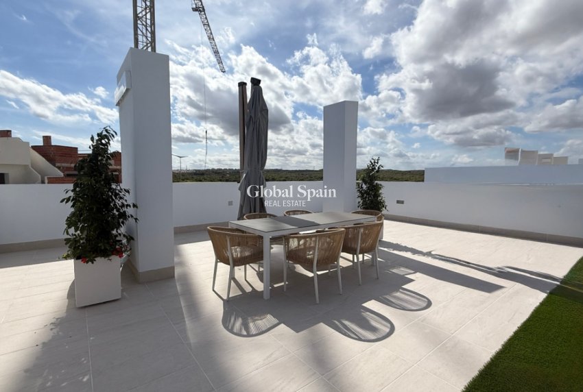 Odsprzedaż - Apartament -
TORREVIEJA - Costa Blanca Sur