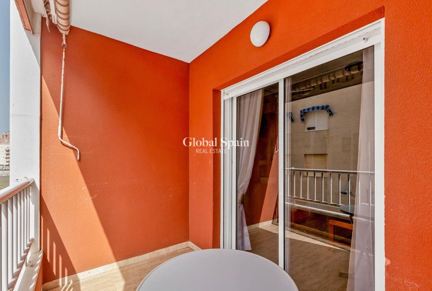 Odsprzedaż - Apartament -
TORREVIEJA - Estacion de autobuses