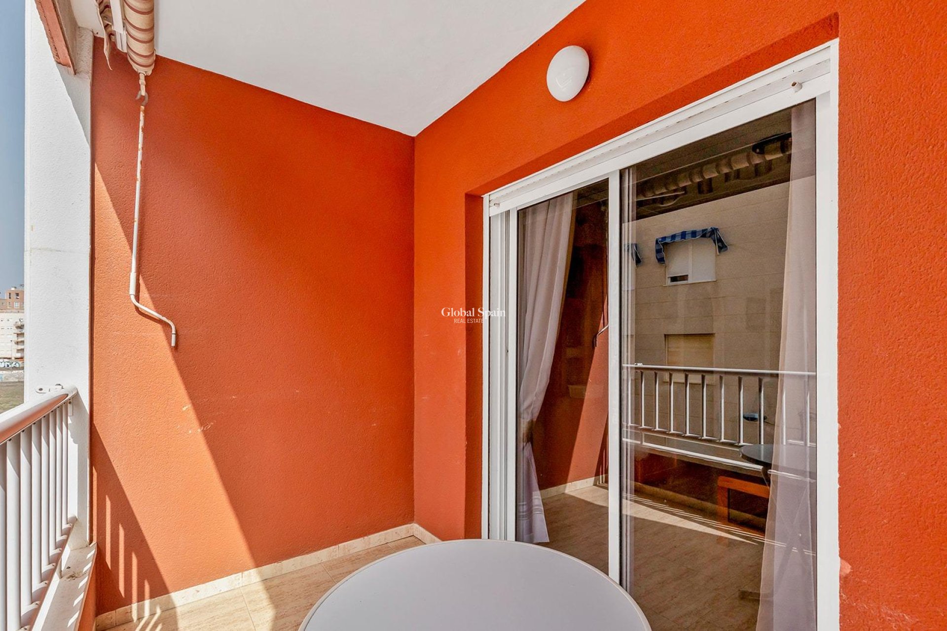 Odsprzedaż - Apartament -
TORREVIEJA - Estacion de autobuses