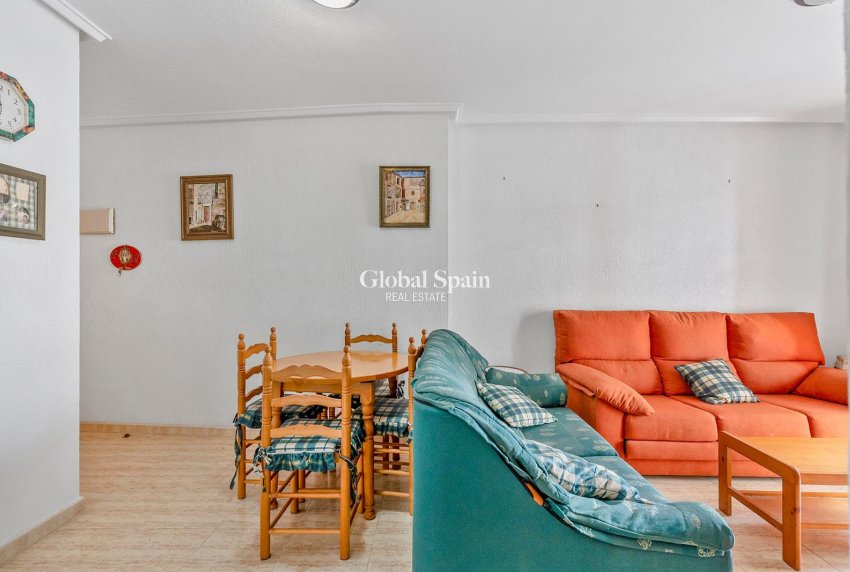 Odsprzedaż - Apartament -
TORREVIEJA - Estacion de autobuses