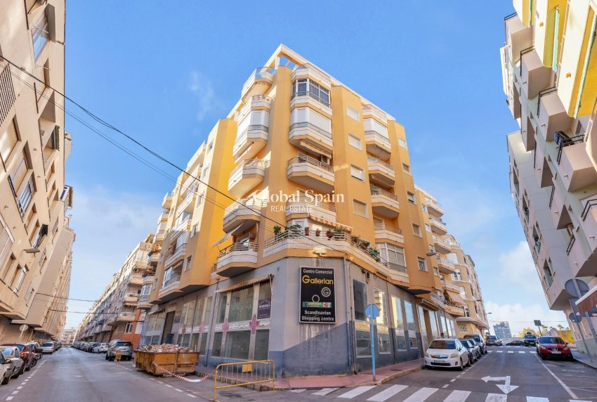 Odsprzedaż - Apartament -
TORREVIEJA - Habaneras