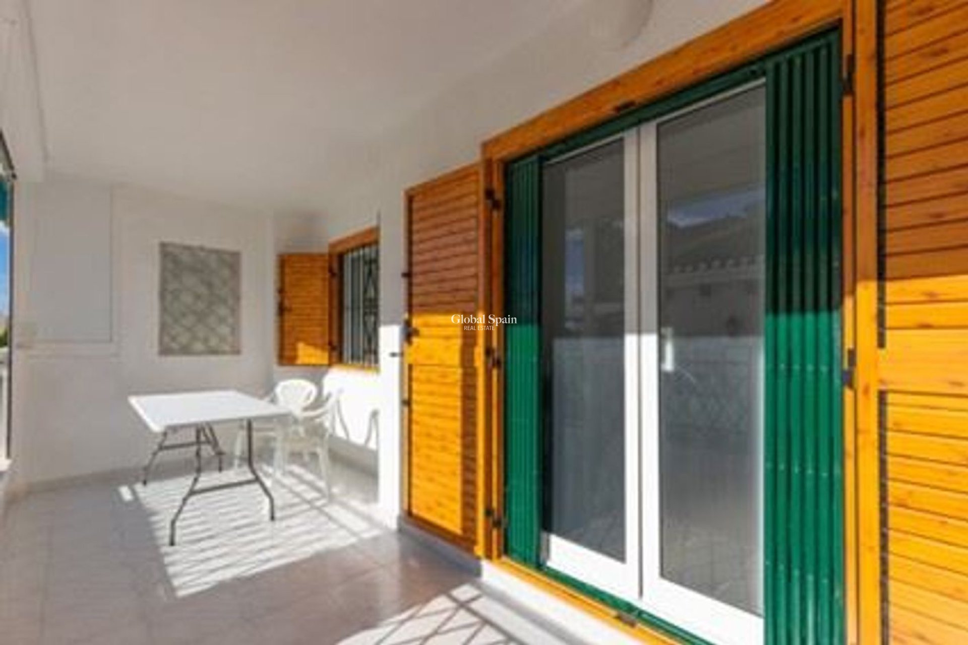 Odsprzedaż - Apartament -
TORREVIEJA - La Mata