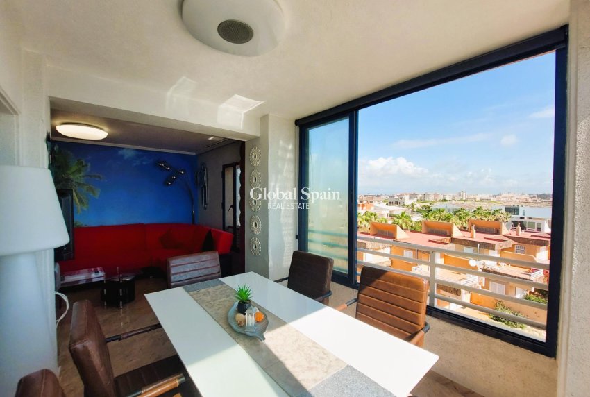 Odsprzedaż - Apartament -
TORREVIEJA - La Mata